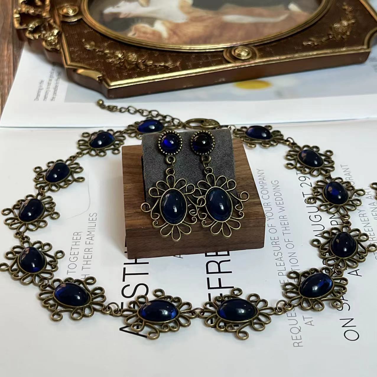 Collar histórico de Reina Anne - Women Accessories Bracelet reseña y precio